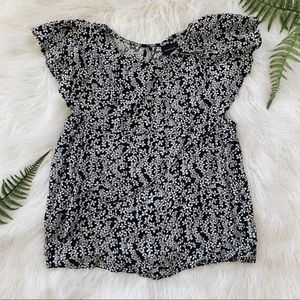 Brand new Who What Wear floral blouse